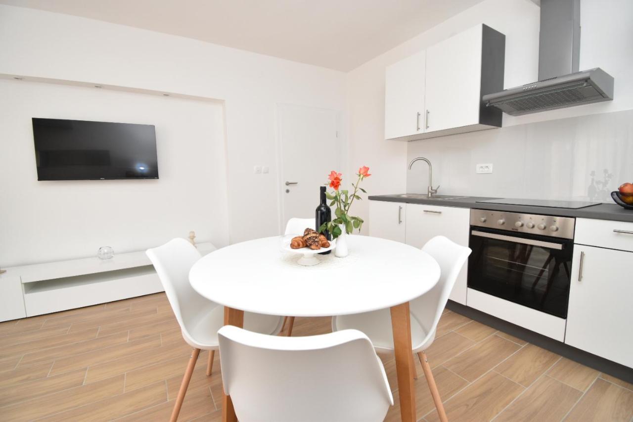 Apartments Ivan Zadar Extérieur photo